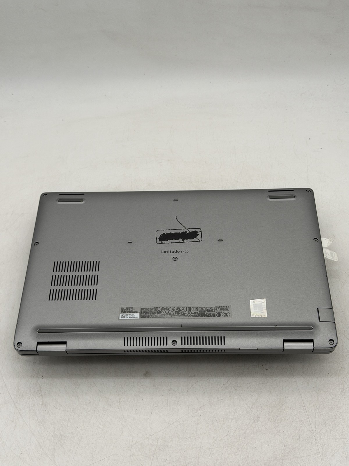 Dell Latitude 5420 14″ 8GB 128GB i5-1135G7 NO OS – READ