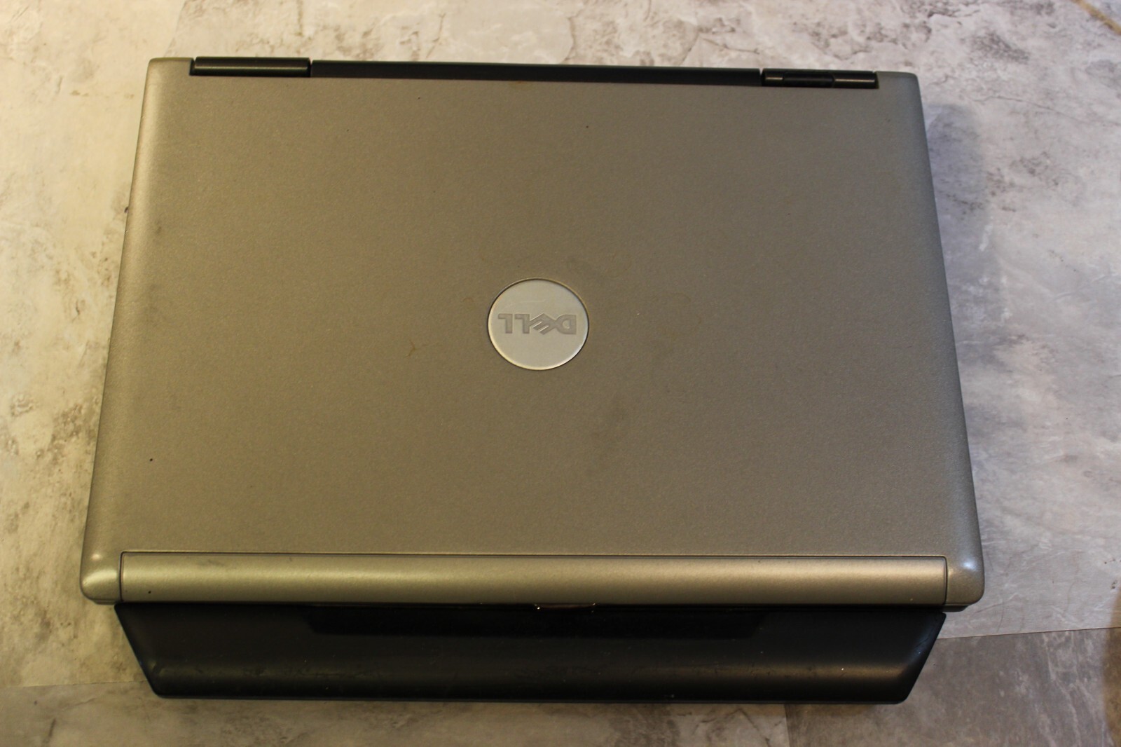 Dell Latitude D420 For Parts Booted 80GB HDD Wiped 1GB Ram Core Duo@1.20GHz CPU
