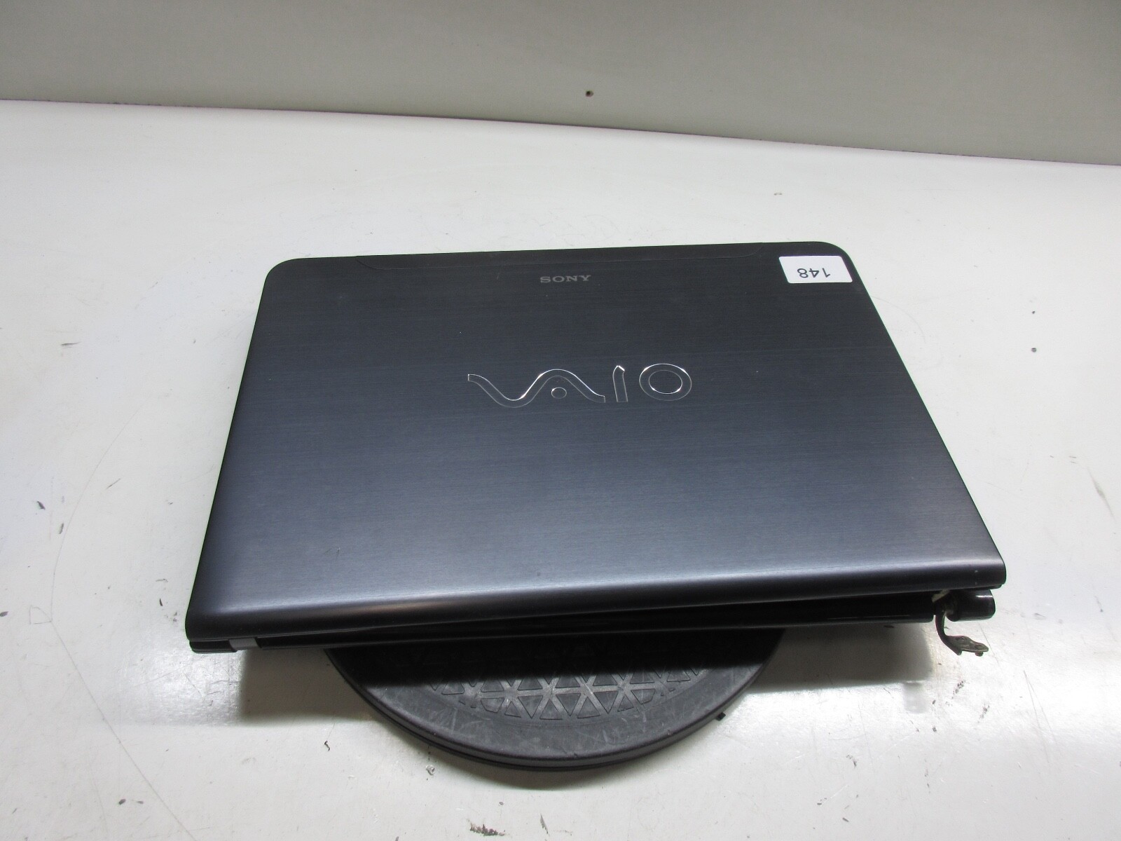 Sony Vaio PCG-61411L VPCCW27FX Intel Core i5 1st Gen 4GB NO HDD No Batt