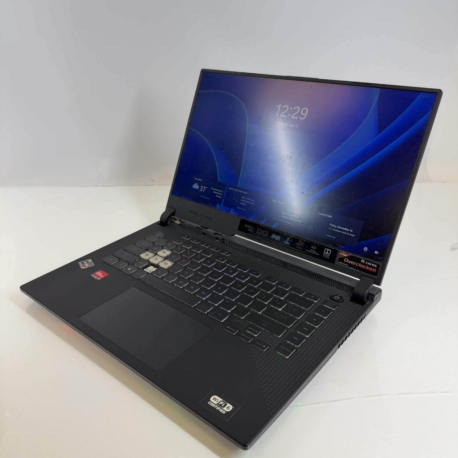 Asus ROG Strix G15 G513QY 15.6″ Ryzen 9 5900HX 3.3GHz 16GB RAM 500GB SSD RX 6800