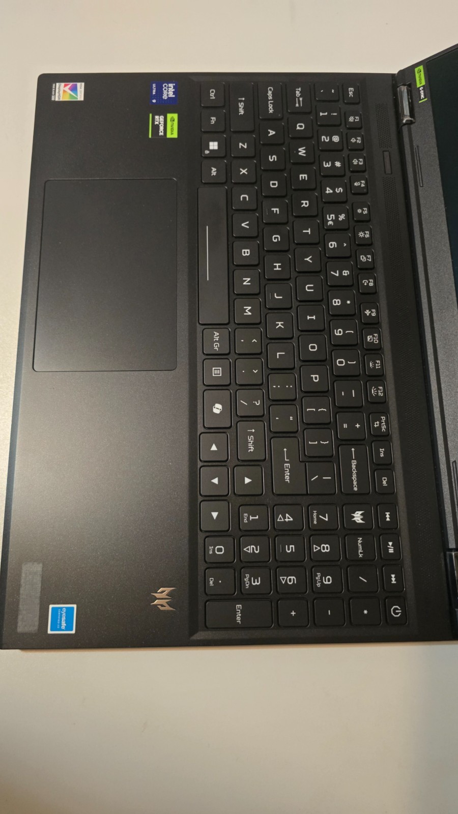 Acer Predator Helios Neo 16S AI 16″ i9 275HX 32GB RAM RTX 5070 Ti 1TB SSD