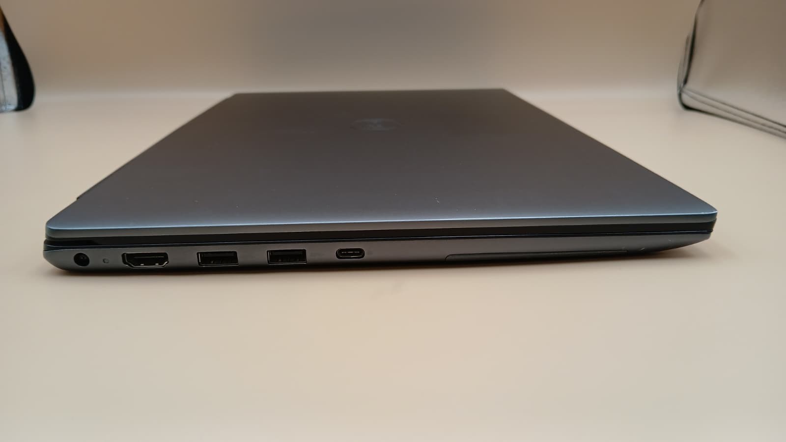 Dell Vostro 5590 15.6″ FHD i5-10210U 16GB RAM 256GB SSD Win11 Pro Laptop