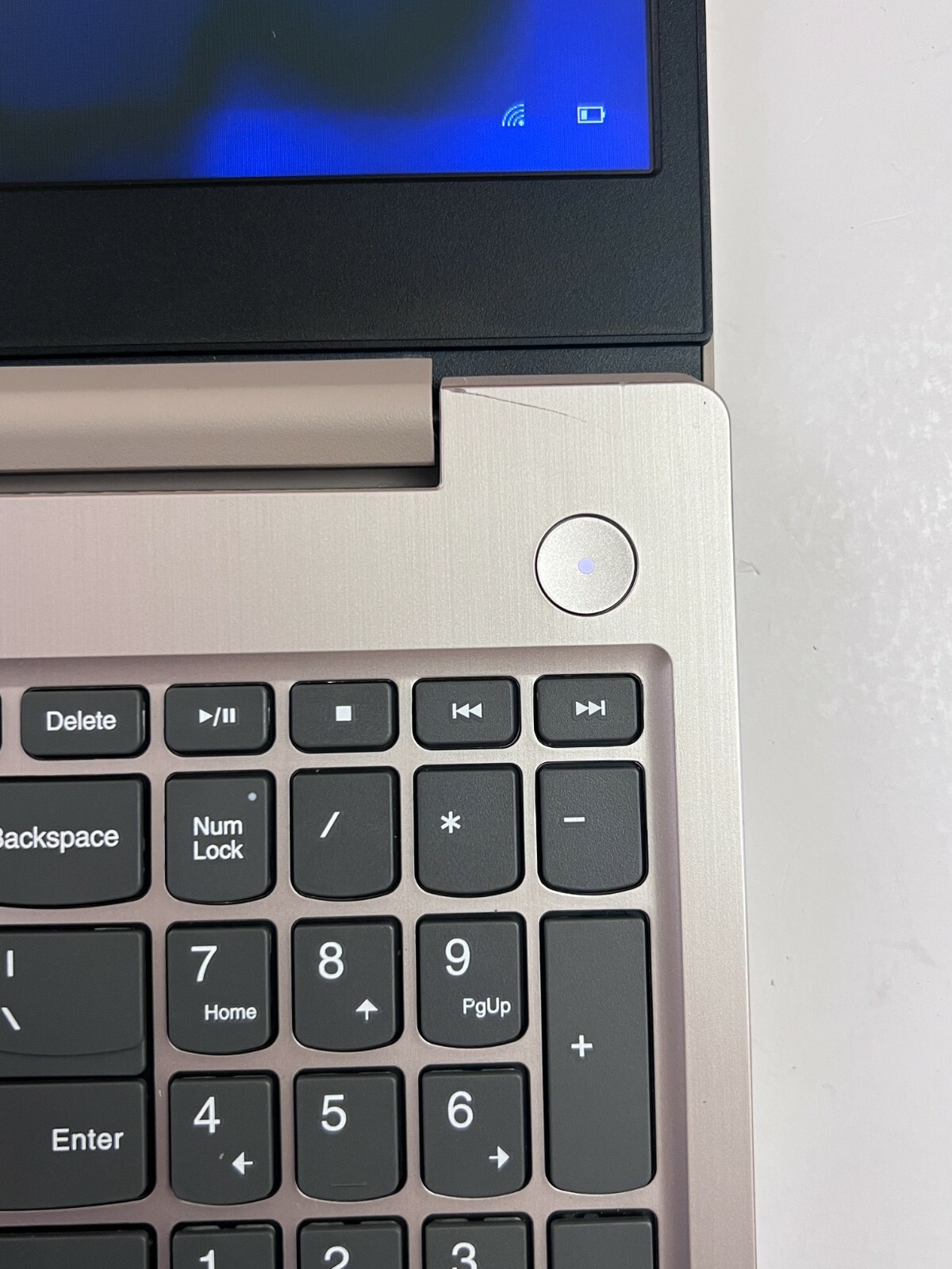 Lenovo IdeaPad 3 15IIL05 8gb RAM 256GB SSD Intel Core i3 10th Gen Touchscreen