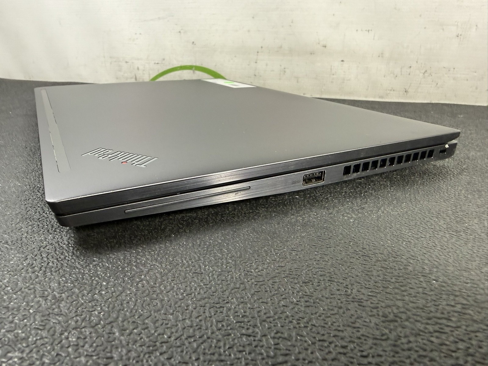 Lenovo ThinkPad T14s Gen 3 Ryzen 7 PRO 6850U 2.69GHz 16GB DDR5 512GB NVMe Touch