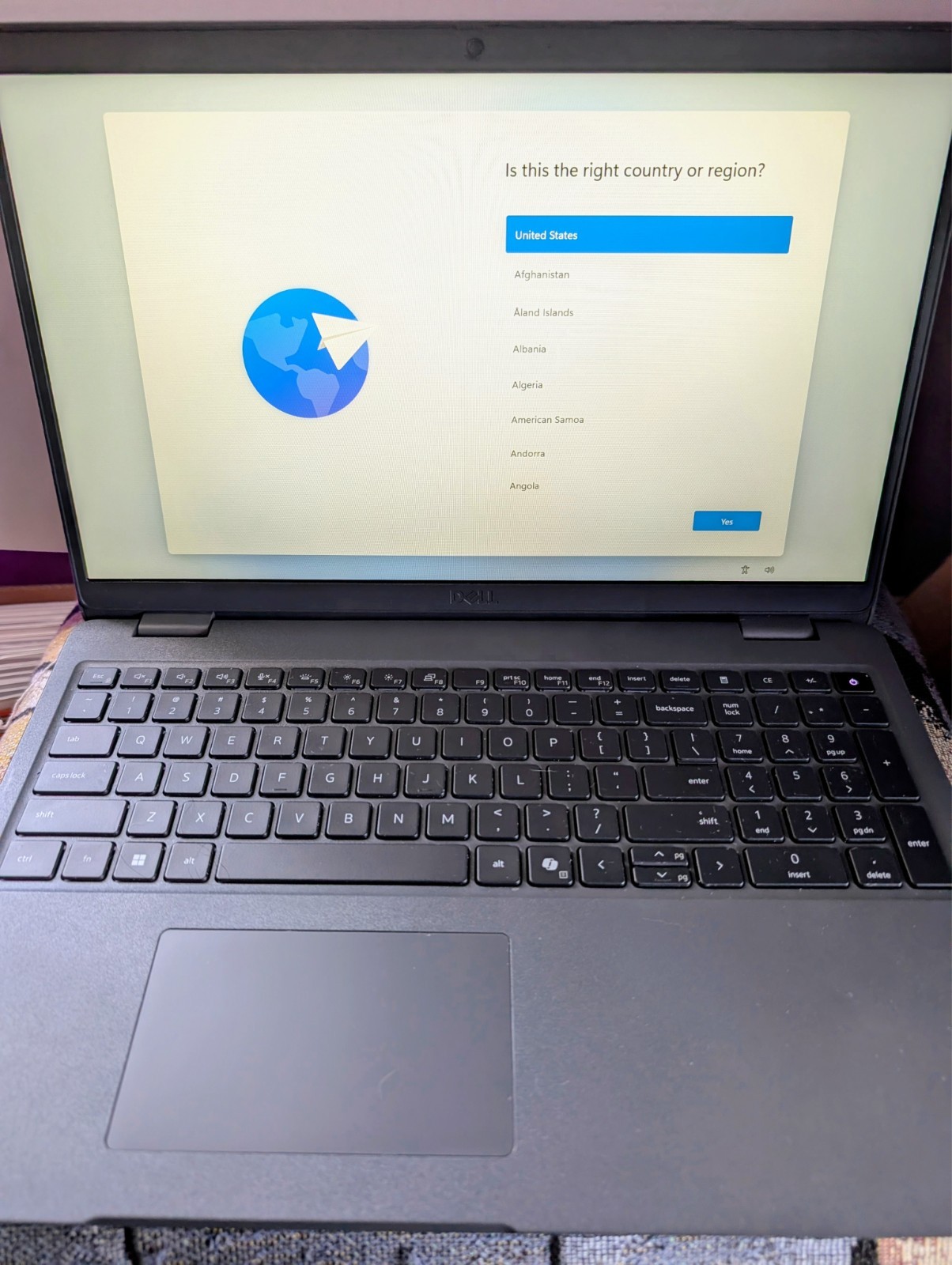 Dell Latitude 3550 15.6″ Core i7-1355U 512GB 16GB Win 11 Pro, Intel Iris Video