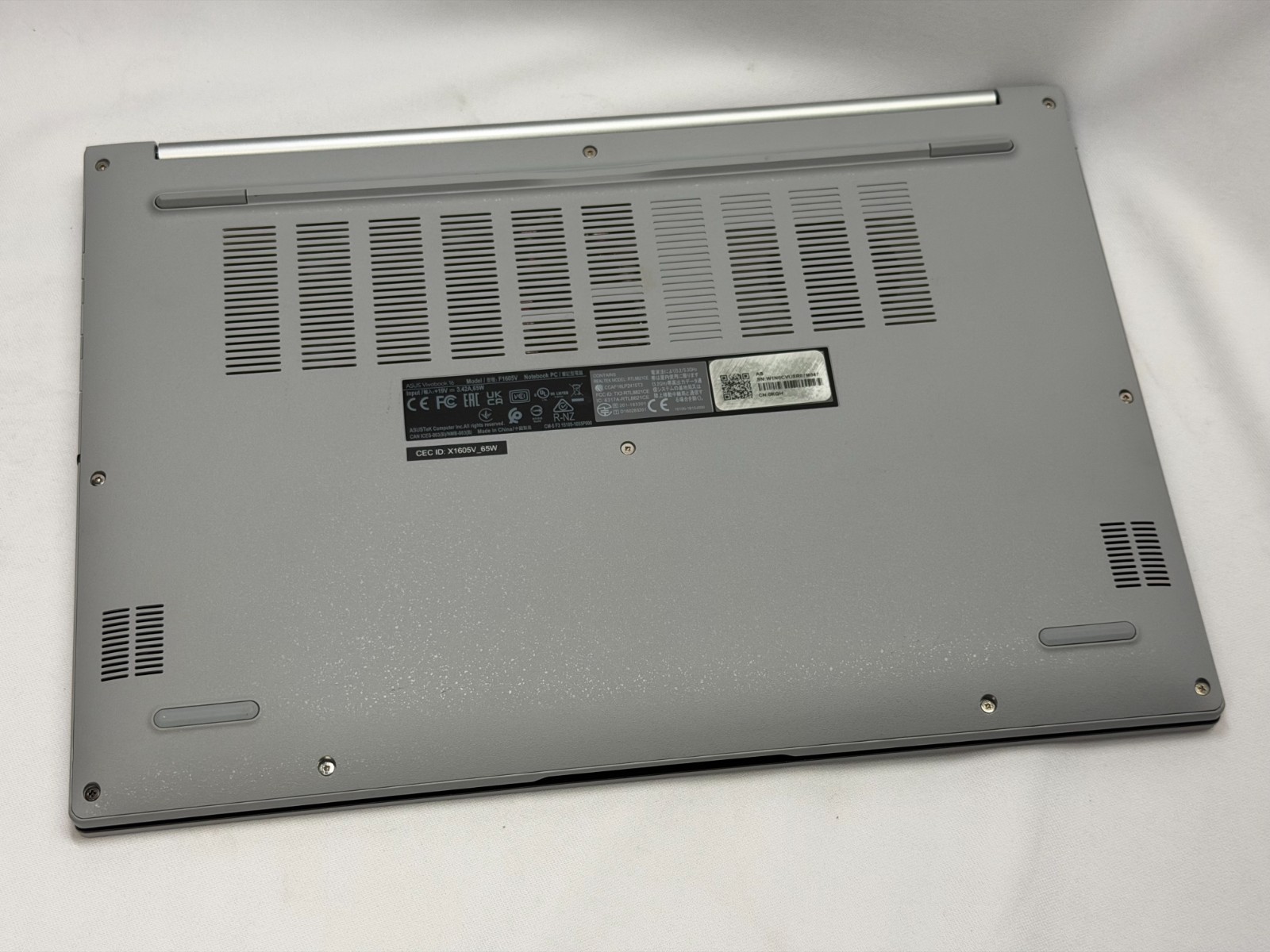 ASUS Vivobook F1605VA 16″ WUXGA i7-13620H 16GB 512GB UHD Graphics Windows 11