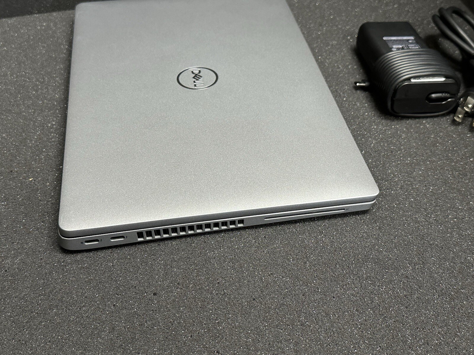 Dell Latitude 5420 Quad Core i7-1185G7 3.00GHz P137G Win 11 USB-C Thunderbolt