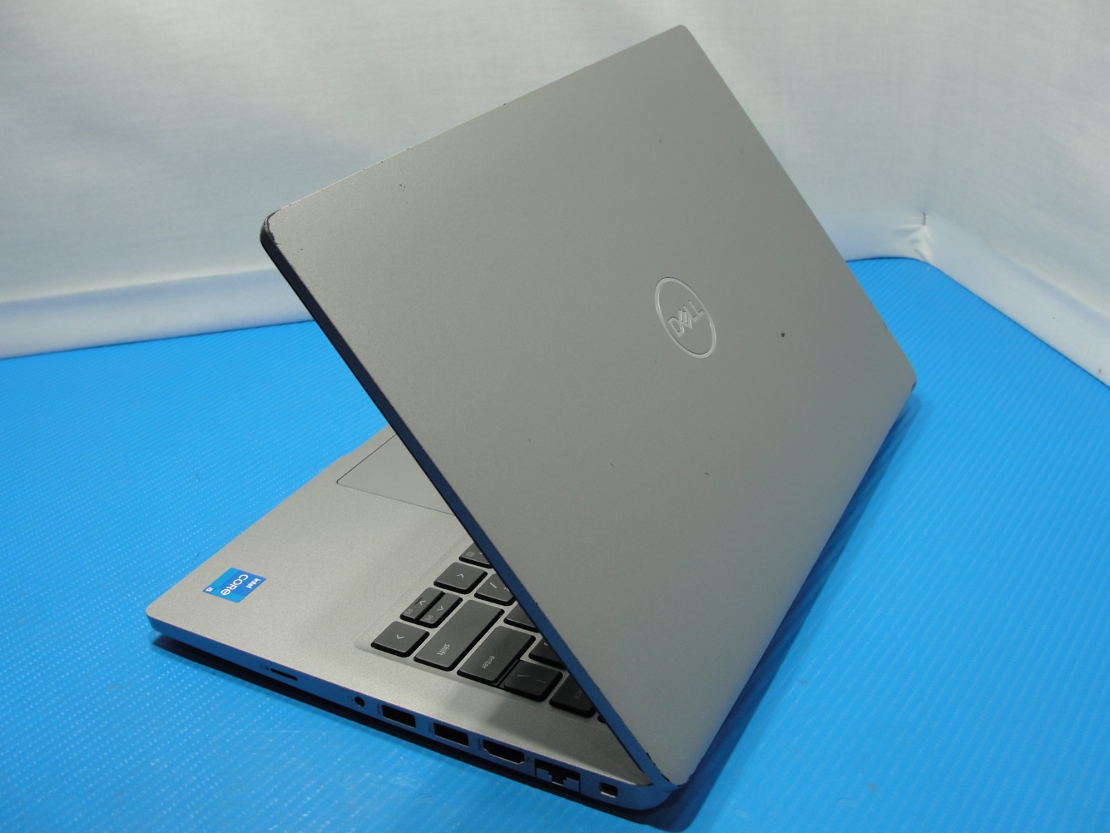 Dell Latitude 5420 14″ HD Core i5-1145G7 2.6GHz 16GB 512GB SSD Windows11+Charger