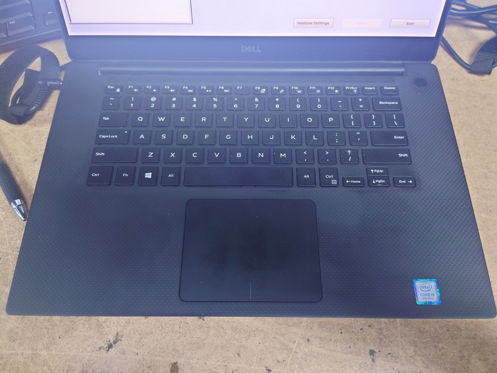 Dell XPS 15 7590 15.6″ UHD i9-9980HK 8GB RAM GeForce GTX 1650 No Battery/OS/SSD