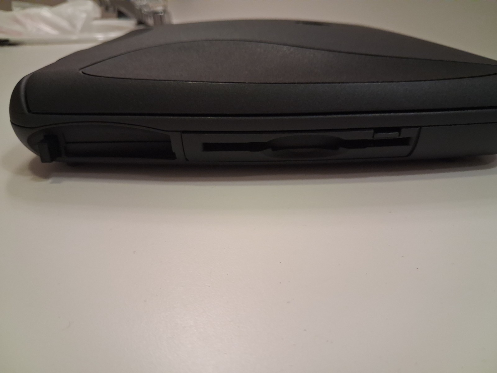 Vintage Gateway Solo 1150 Laptop Windlows ME – Parts or Repair Only