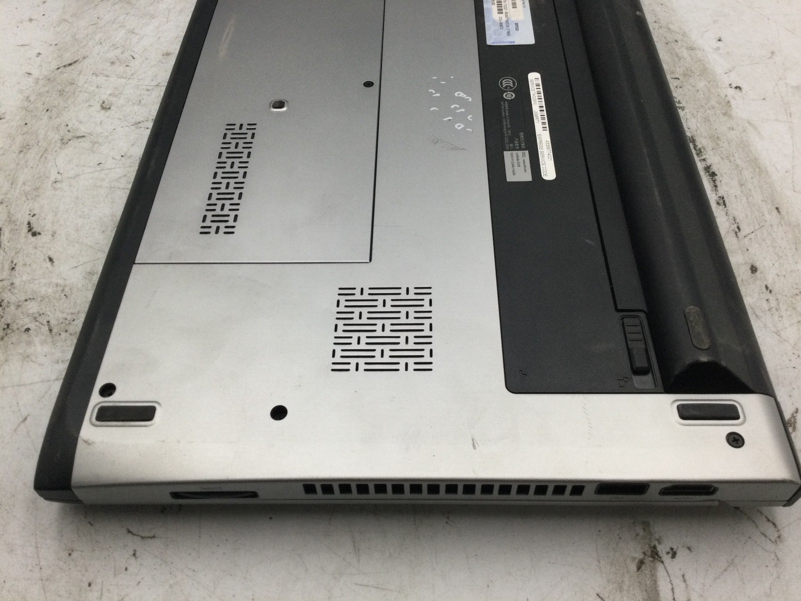 DELL LATITUDE 3330 – FOR PARTS/BAD LCD – INTEL I3 – 4GB RAM – READ DESC – BB!!