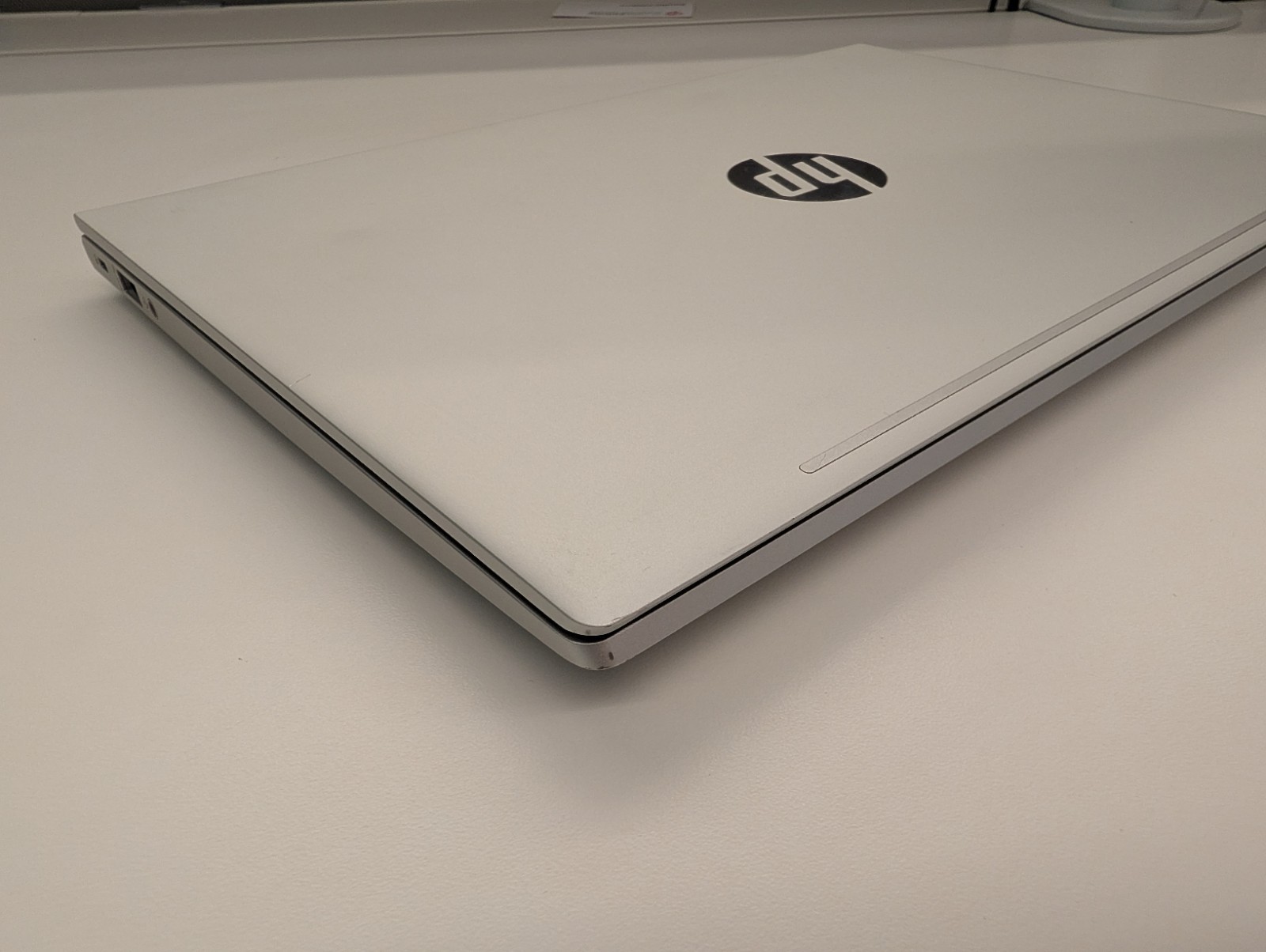 HP ProBook 430 G8 13.3″ (Intel Core i7-1165G7, 16GB RAM, 512GB SSD)