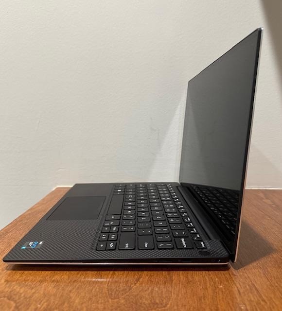 Dell XPS 13 9305 13.3″ Intel Core i7 8 GB Ram 256 GB – TOUCHSCREEN