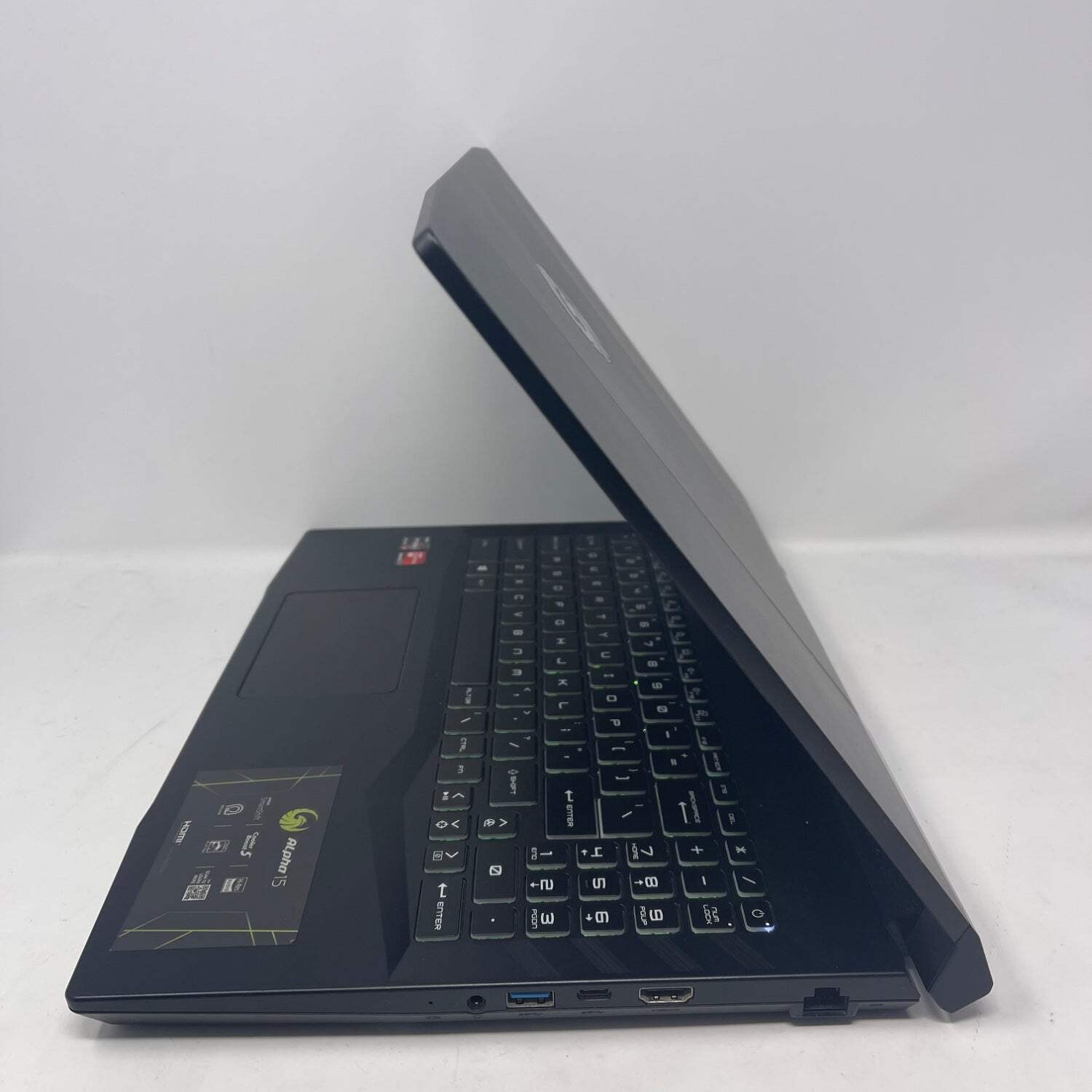 MSI Alpha 15 B5EEK 15.6″ Ryzen 7 5800H 3.2GHz 32GB RAM 1TB SSD AMD RX 6600M