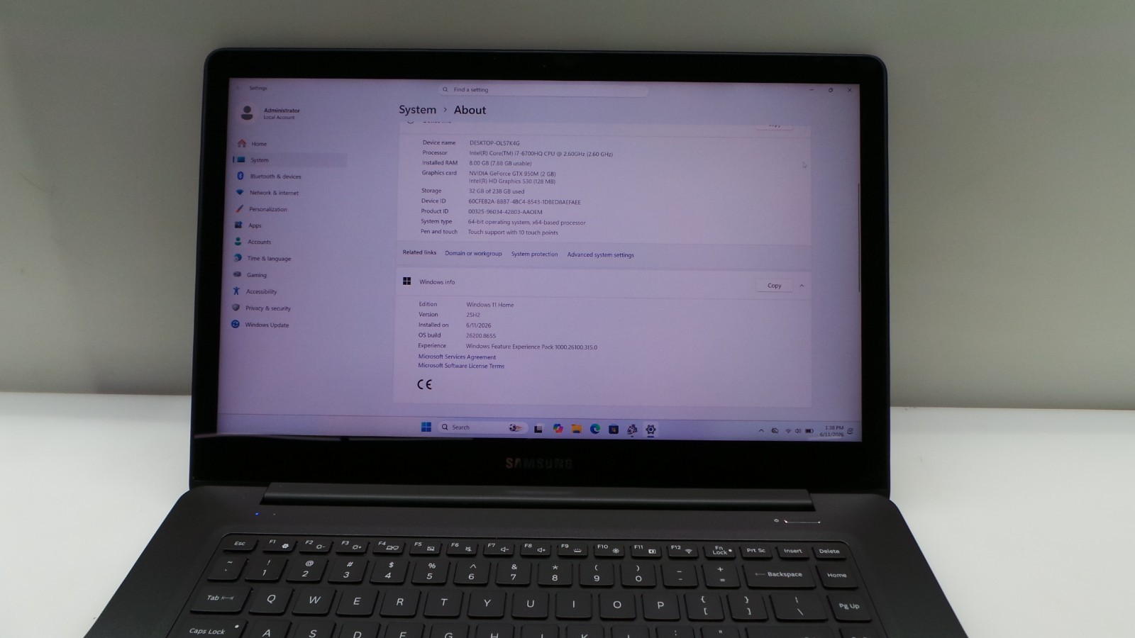Samsung Notebook NP940Z5L | 15.6″ | i7-6700HQ | 8GB 256GB SSD | Touchscreen