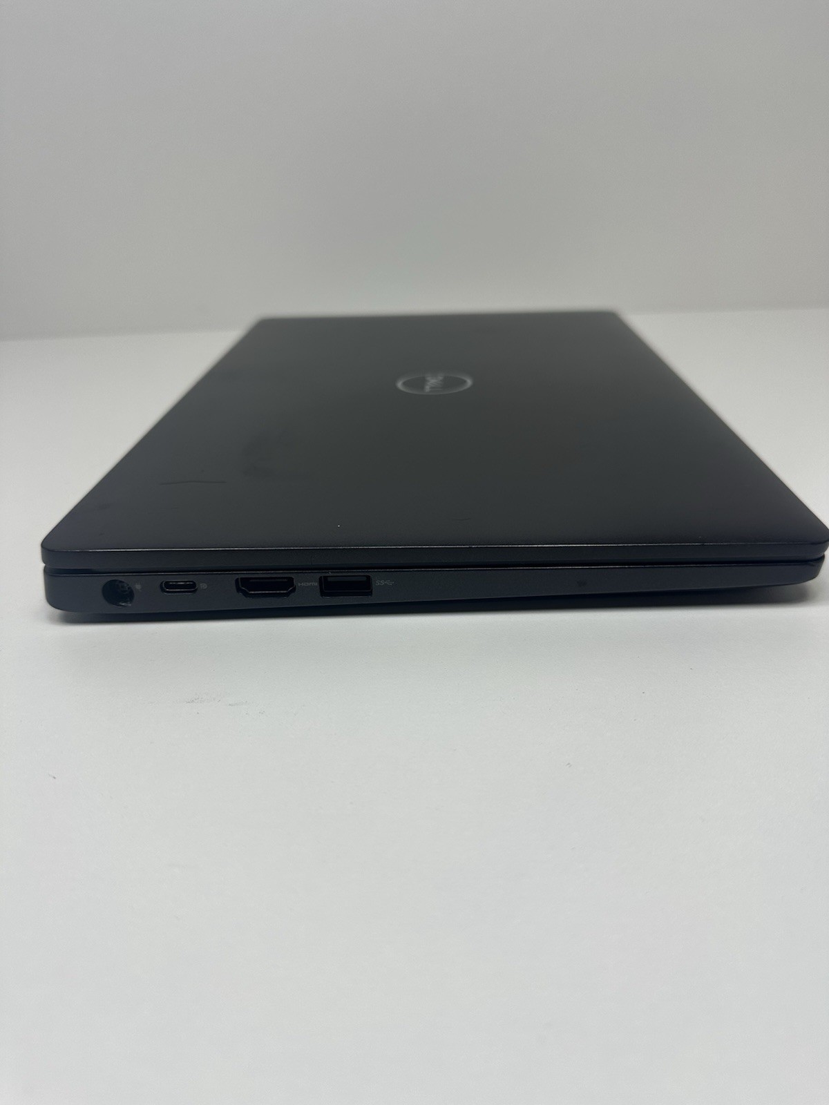 Dell Latitude 5300 13.3” Laptop i5-8365U 8GB RAM 128GB SSD Windows 10 Pro READ!