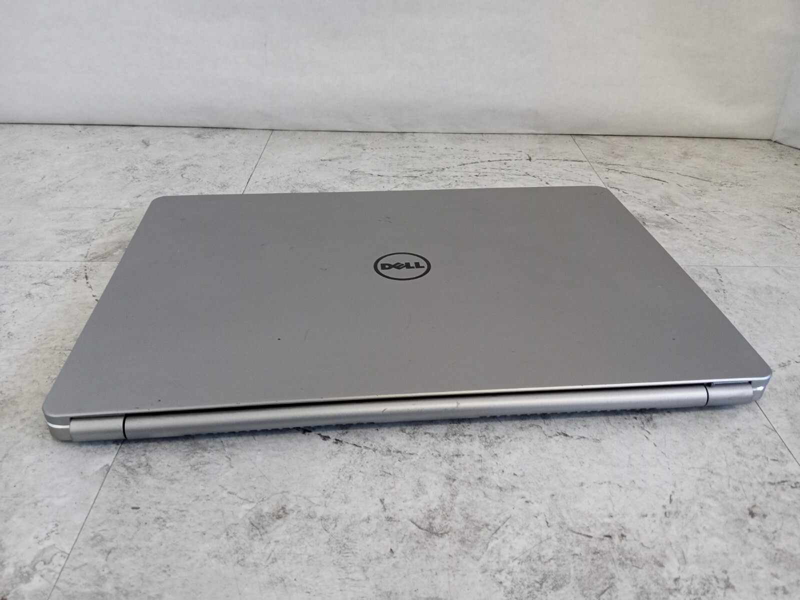Dell Inspiron 7437 14″ FHD Touchscreen i7-4510U 8GB RAM – BAD DISPLAY -RR