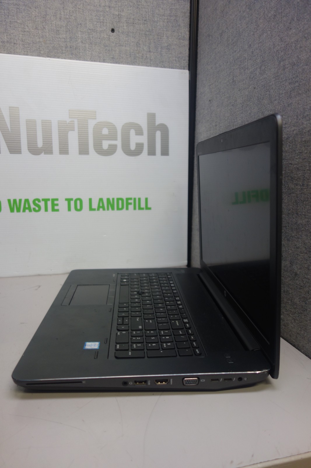 HP ZBook 17 G3 17.3″ i7 2.7GHz 32GB/256GB m2 SSD [NO OS] Laptop [BIOS] +AC