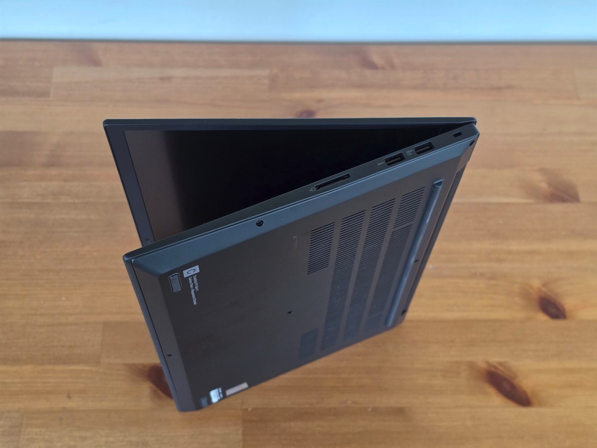 Lenovo ThinkPad P1 Gen 4 i7-11850H 16GB 16″ 2560×1600 NVIDIA RTX 3070 512GB SSD