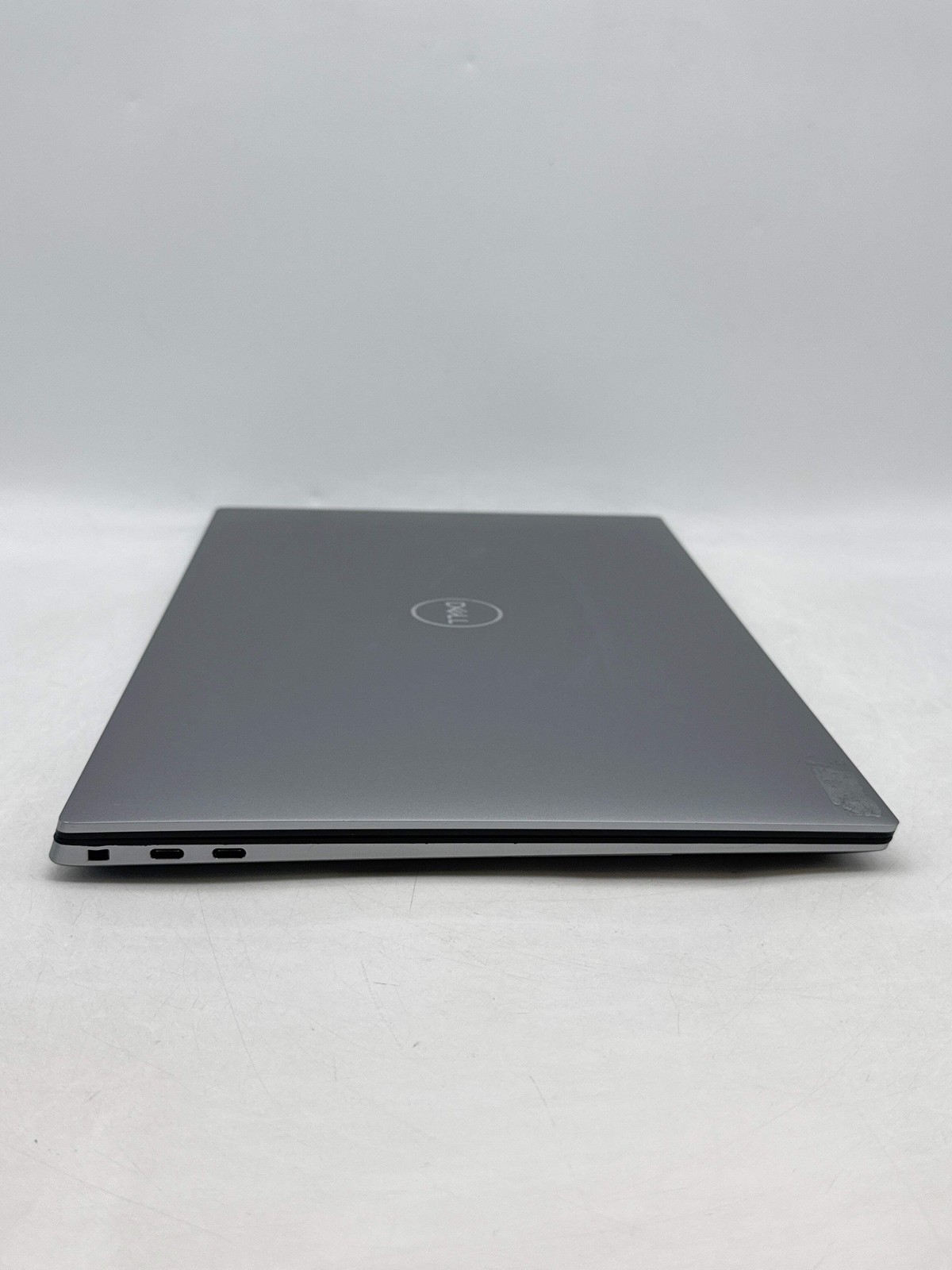 Dell Precision 5560 15.6″ FHD+ Core i9-11950H 32GB RAM 512GB SSD RTX A2000 4GB