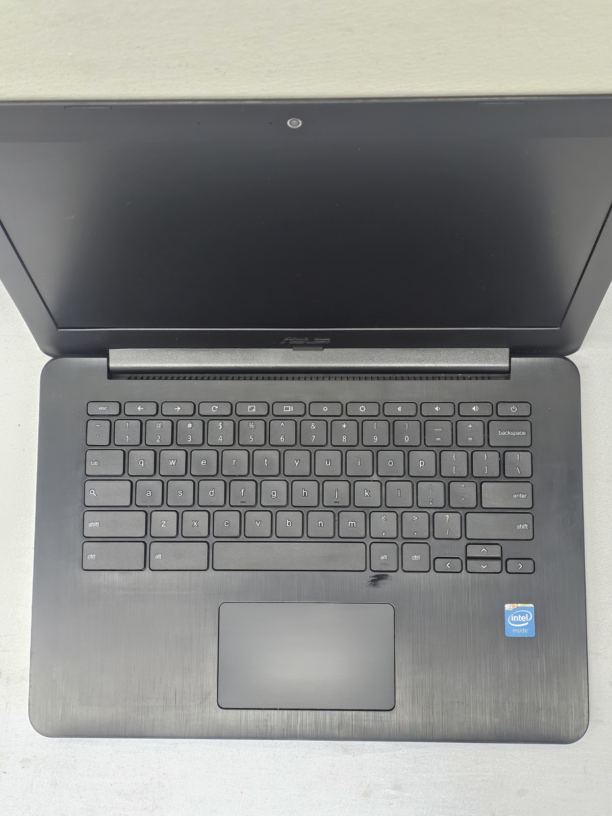 ASUS Chromebook C300M Laptop – Intel Celeron N2830 – NO BATT – Read Desc.