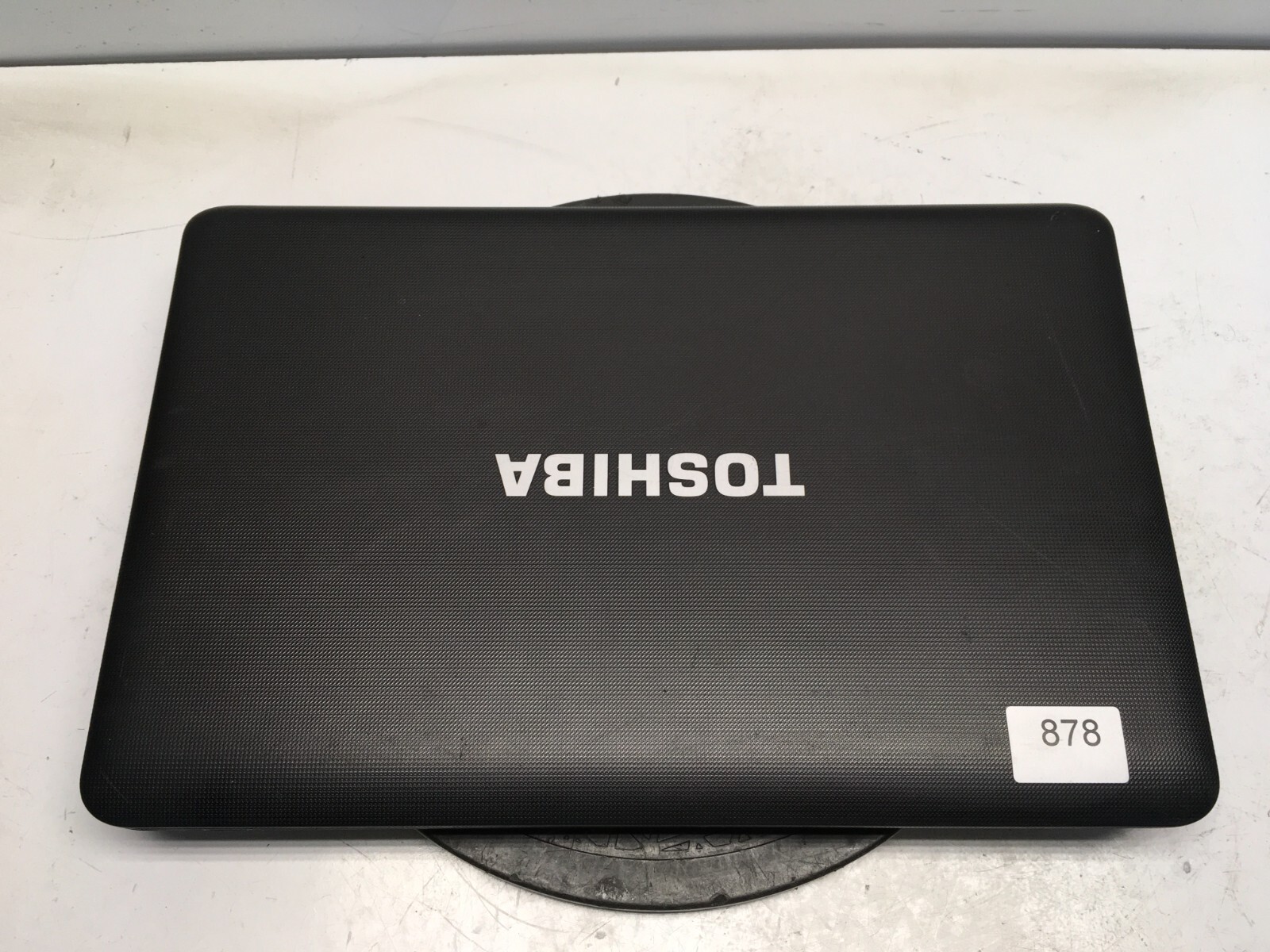 Toshiba Satellite C655D-S5302 AMD E-300 1.3GHz 6 GB NO HDD