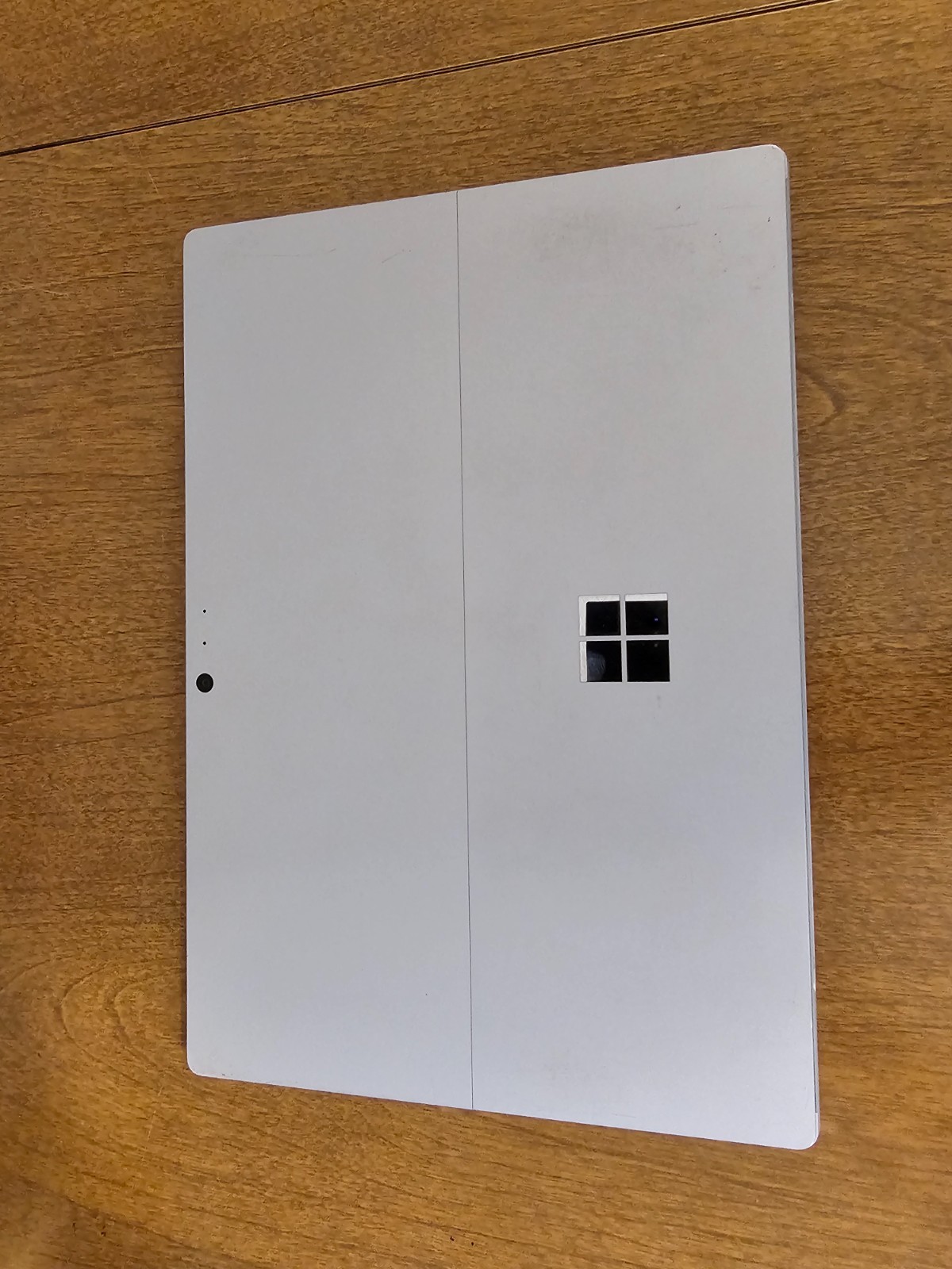 MICROSOFT SURFACE PRO 1796 I5-7TH @ 2.60GHz 8GB RAM 256GB SSD WIN-11P.