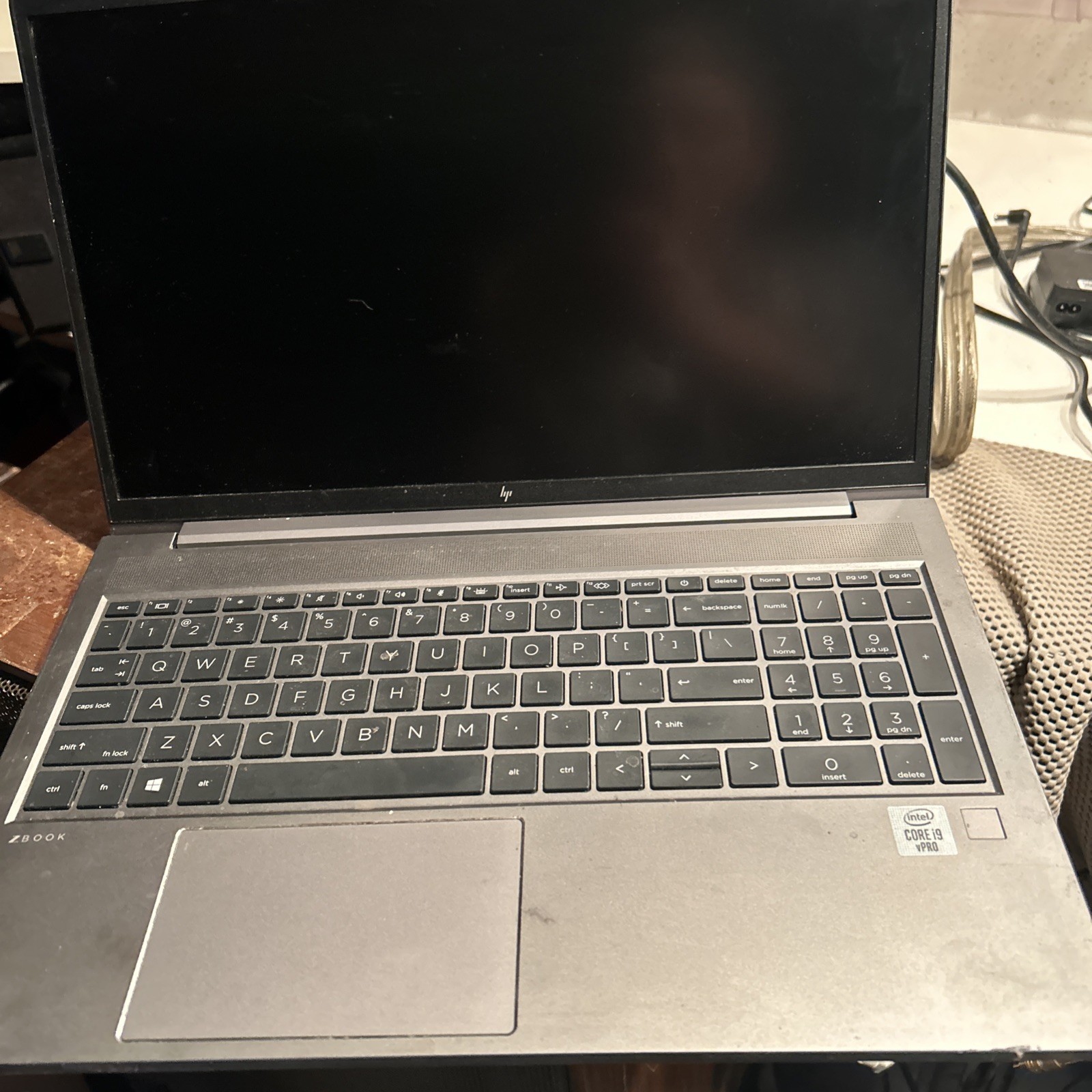 HP Zbook Studio G7 | i9-10885H @ 2.4GHz | 32GB RAM | T2000M | 512GB SSD | No AC