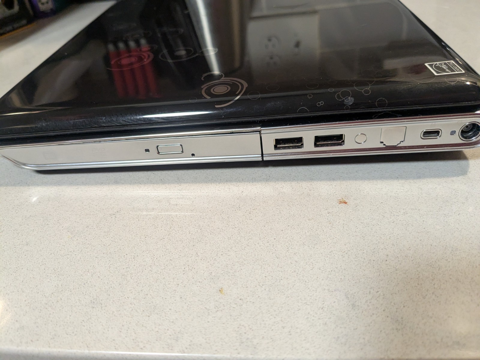 HP Pavilion dv6-2155dx Laptop 15.6″ Core i3 2.13GHz 4GB 500GB Win7 Black