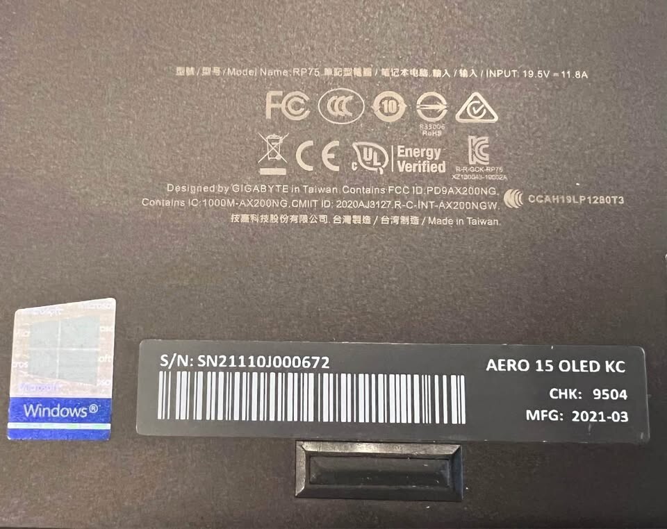 USED – Good Condition Gigabyte AERO 15 KC 15.6″UHD 4K i7-10870H 16GB 512GB