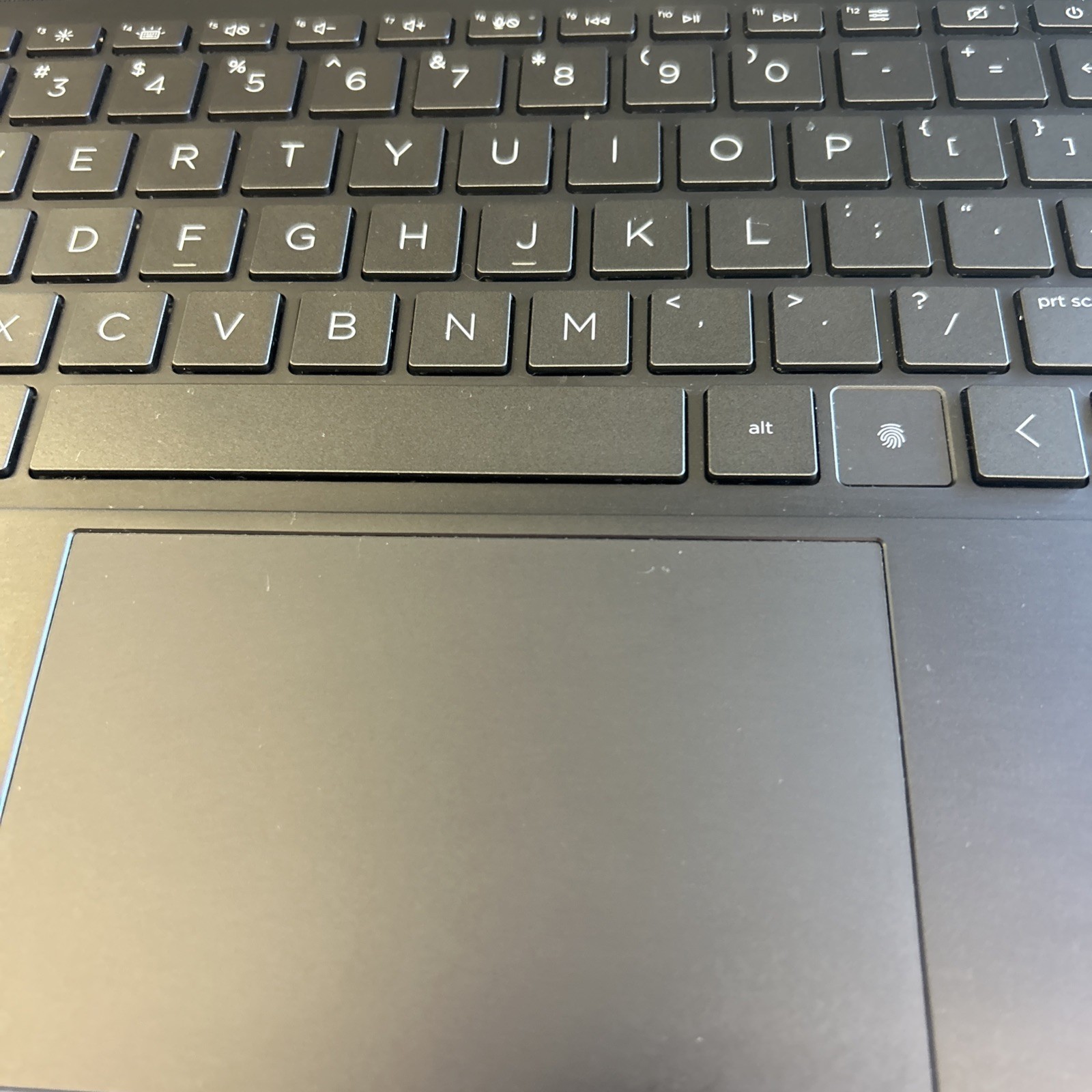HP Envy x360 2-in-1 Laptop 15.6″ FHD Touch Ryzen 5 4500 8gigs 256 SSD W11Home