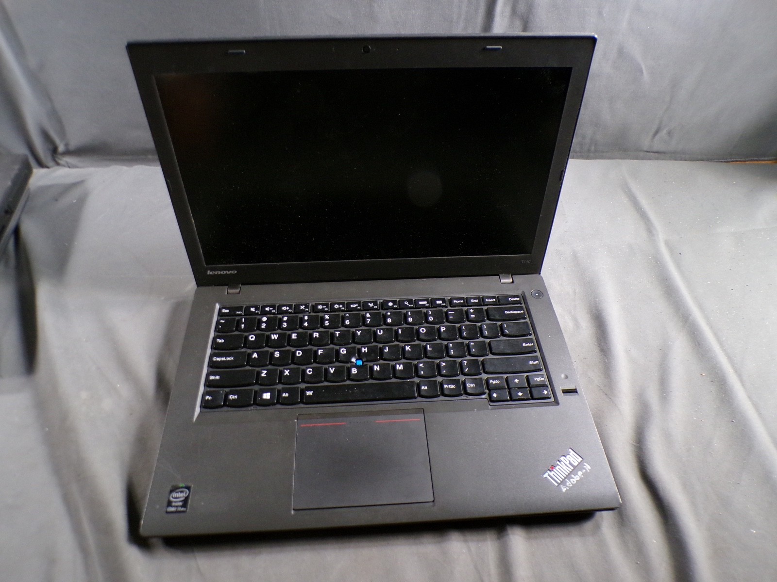 THINKPAD LENOVO T440 INTEL CORE i7-4600U 2. 10GHZ 8GB RAM **NO HD/ NO CADDIE