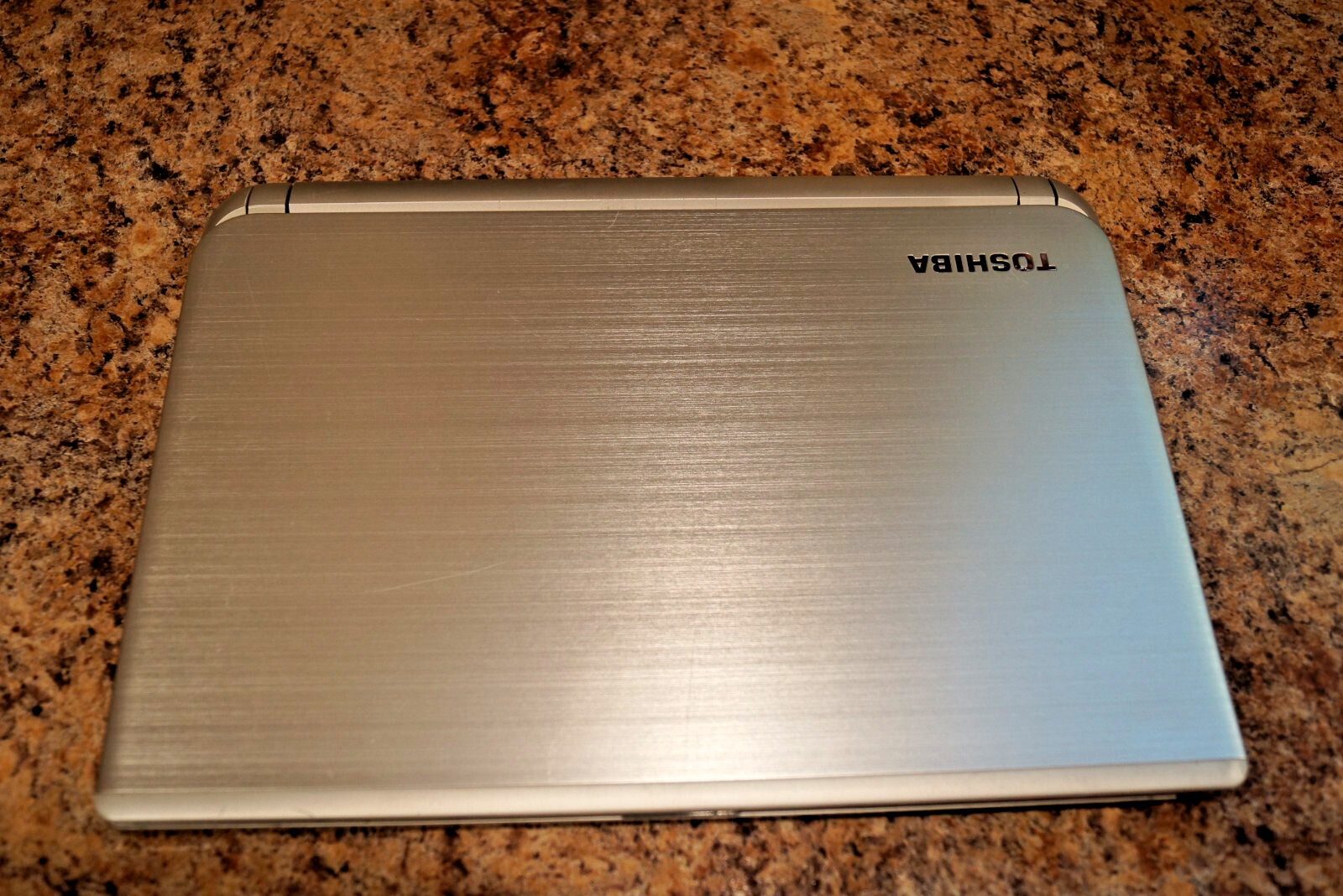 READ Toshiba E45-B4200 Gen4 i5@2.40GHz,6GB RAM,720GB HDD,22H2 Version WIN 10PRO