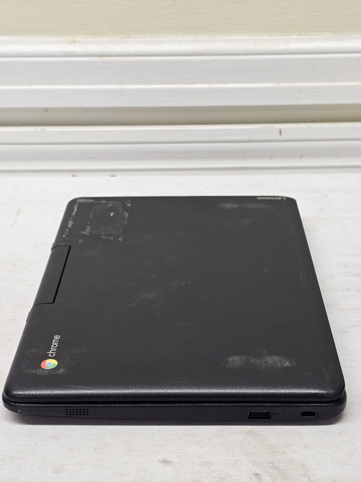 Lenovo Chromebook N23-80YS – Intel Celeron N3060 – 4GB RAM – BAD BATTERY – READ