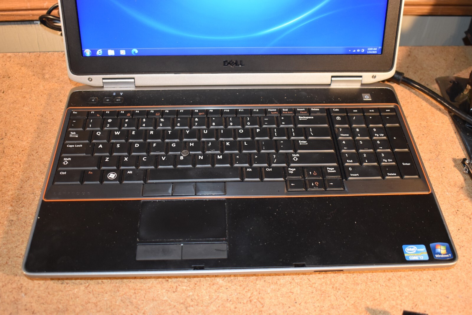 Dell Latitude E6520 Laptop Intel Core i7-2640M 128GB SSD Windows 7 Pro 32-bit