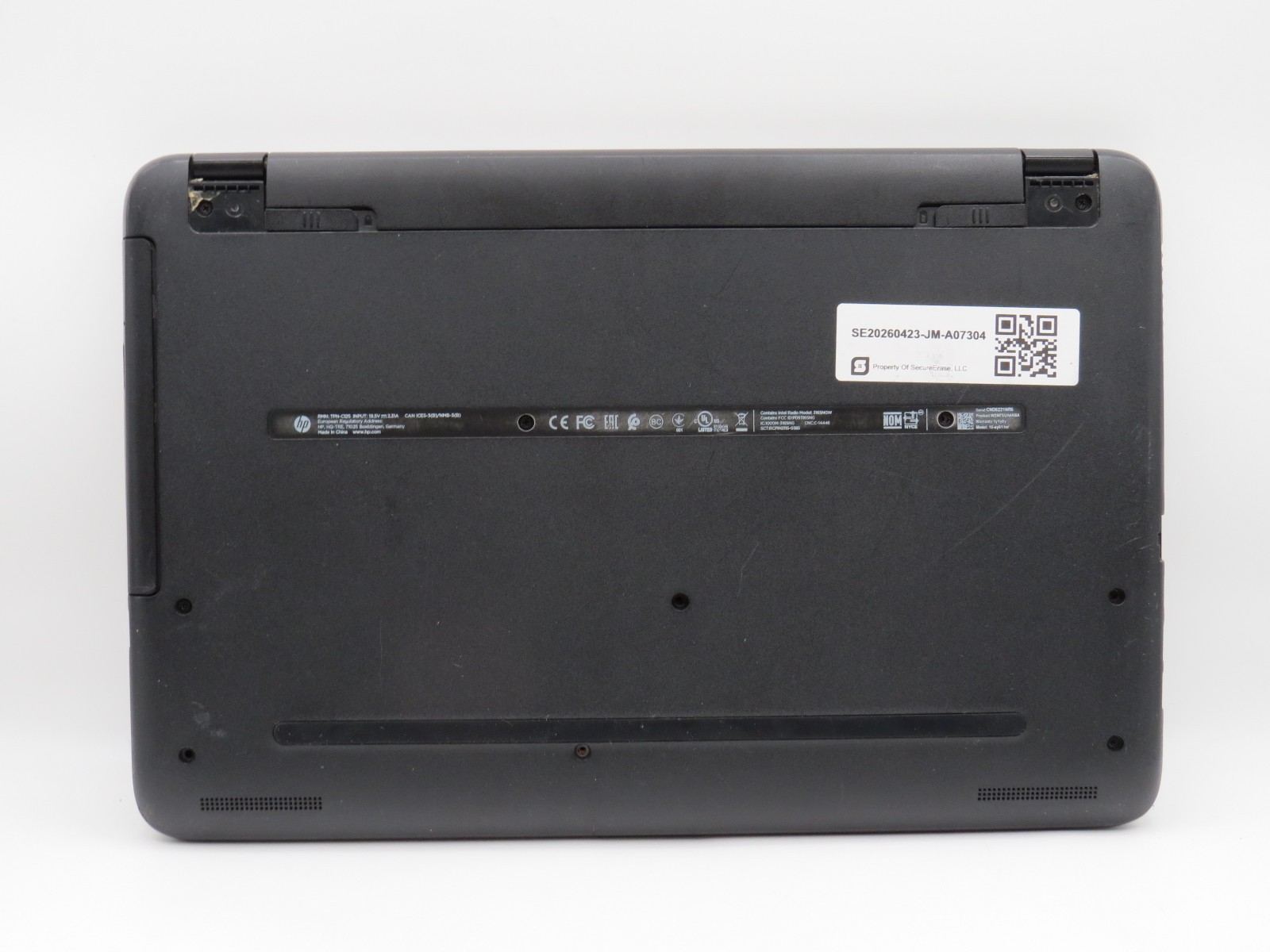 HP 15 ay011nr | i5-6200U @ 2.3GHz | 8GB DDR4 | 238GB 2.5″ SATA SSD | 15″ | No OS