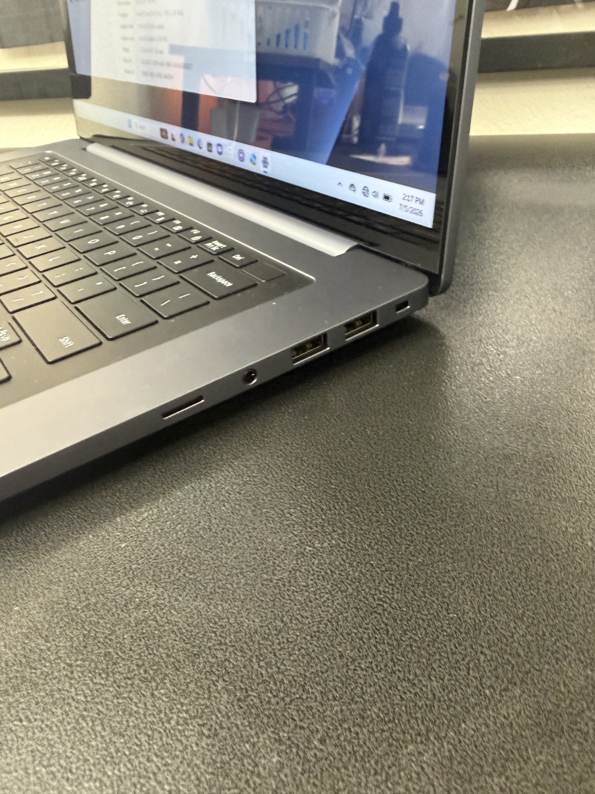 Samsung – Galaxy Book6 – Intel Ultra 7 Copilot+ PC – 16″ IPS LED Touch Screen