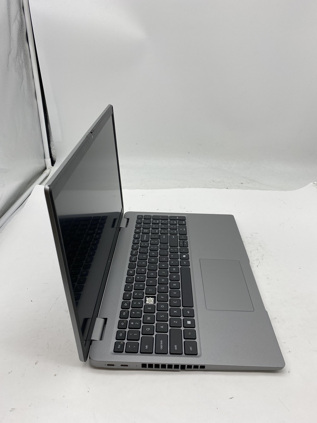 Dell Latitude 5550 Laptop ULTRA 7 155U No RAM 512GB SSD Windows 11 Pro