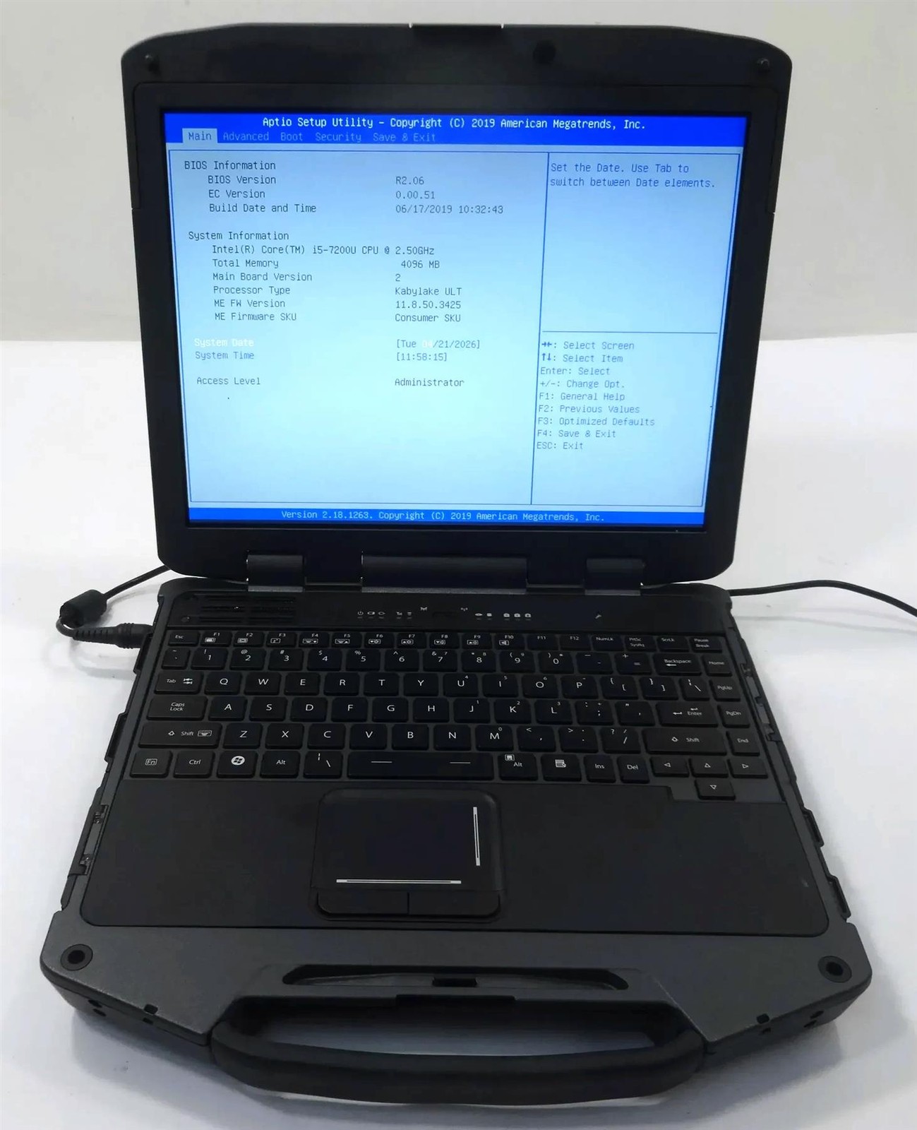 Durabook R8300 Rugged Core i5-7200U 2.50GHz 4GB No HD Laptop