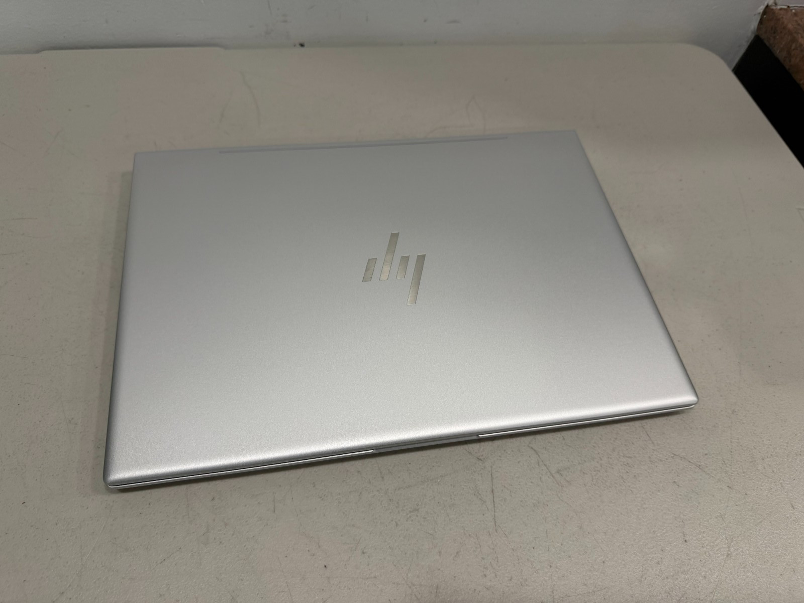 HP Envy 16 OLED Touch i9-13900H RTX 4060 32GB 1TB SSD 120Hz 16″ Win 11
