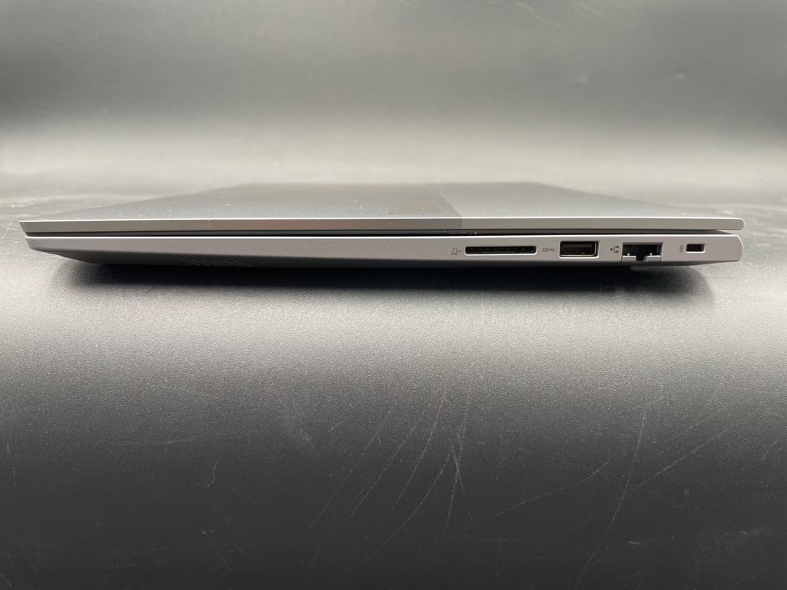 Lenovo ThinkBook 16 G6 IRL Used 16″ (i5-1335U-16GB-256 GB NVMe)