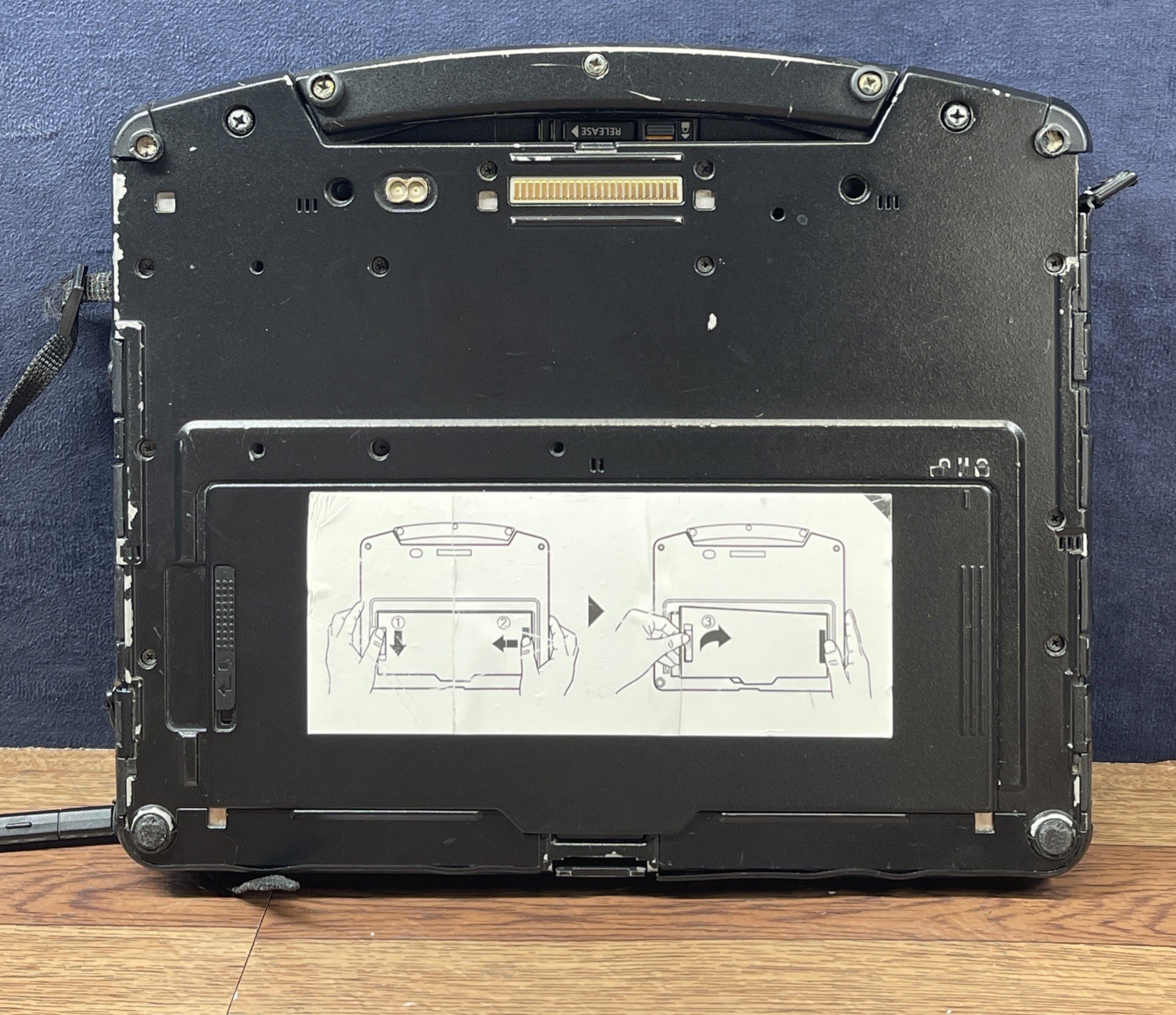 Panasonic Toughbook CF-20 Intel Core i5-7Y57 3.30 GHz 16GB RAM 256GB SSS NO OS