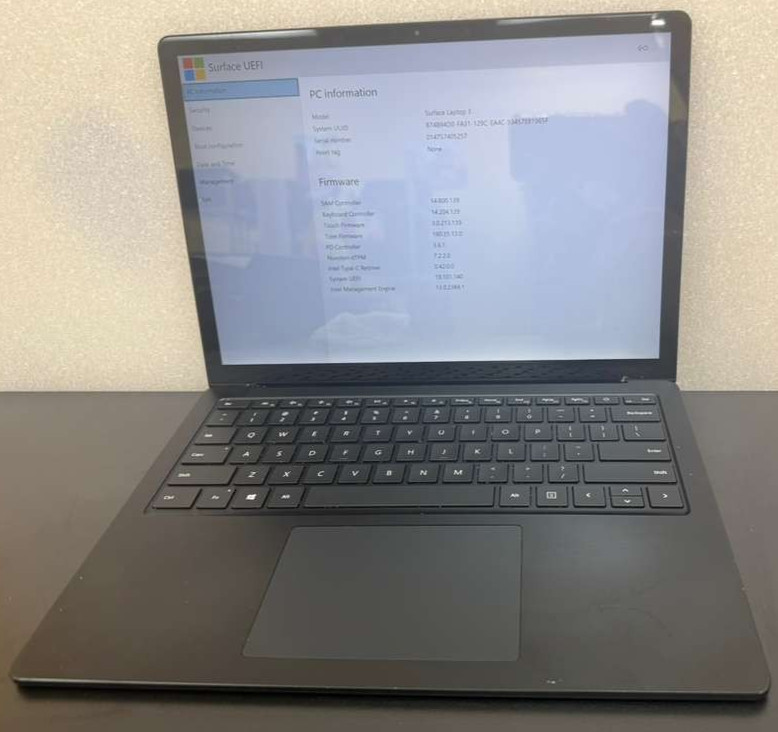 Microsoft Surface Laptop 3 1867 i5 8GB 256GB Black – BROKEN SCREEN