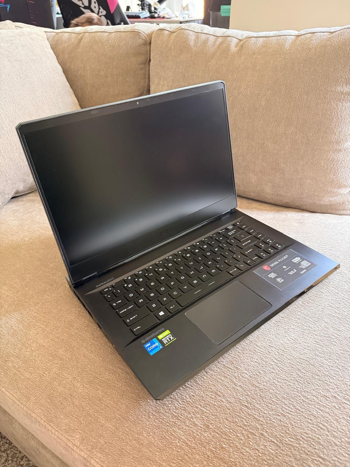 MSI GE66 Raider 15.6″QHD 240Hz i7 RTX 3070 16GB RAM 1.5TB Dual SSD Gaming Laptop