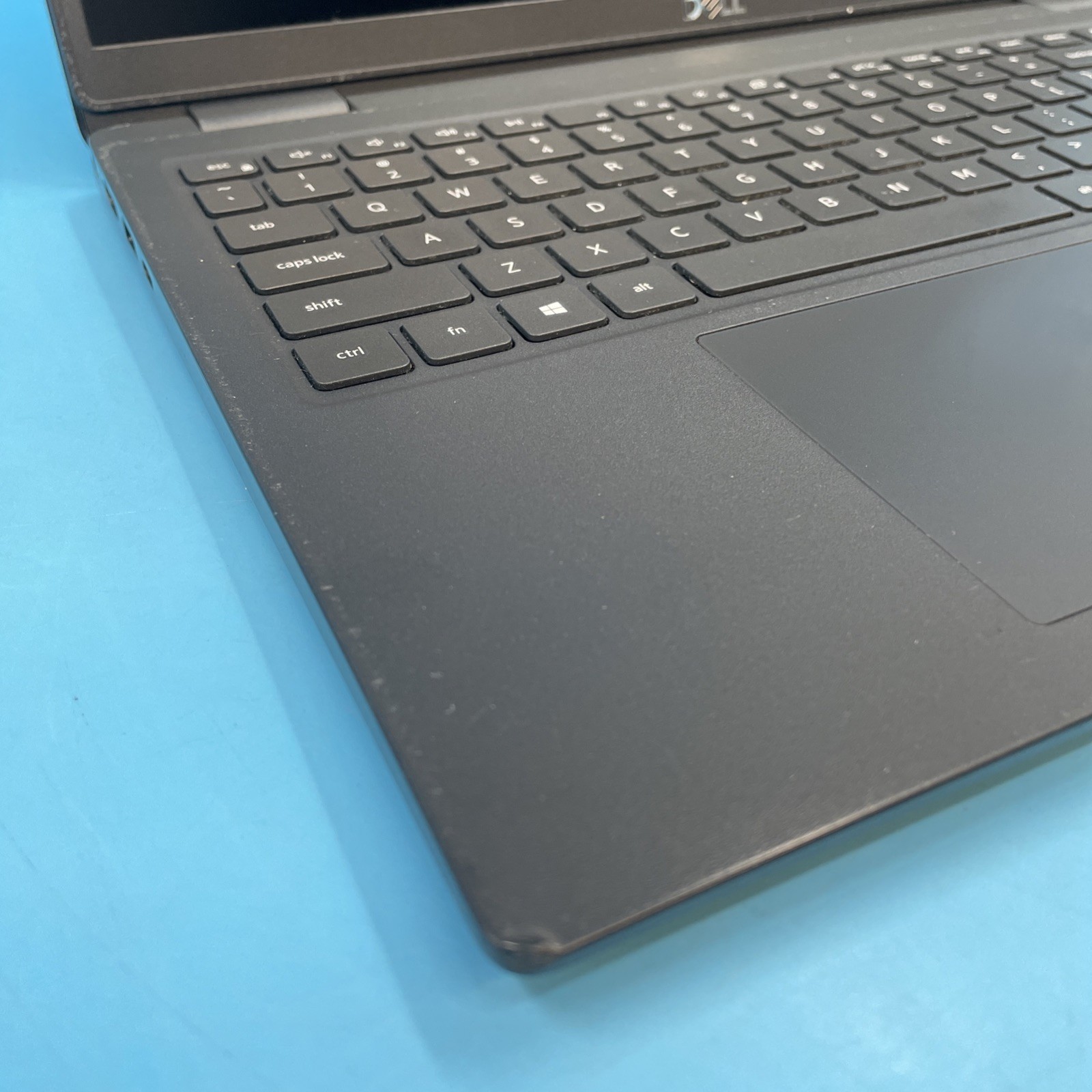 Dell Latitude 3520 | i5-1135G7 | 8GB RAM | 256GB SSD | NO OS | 67% BATT