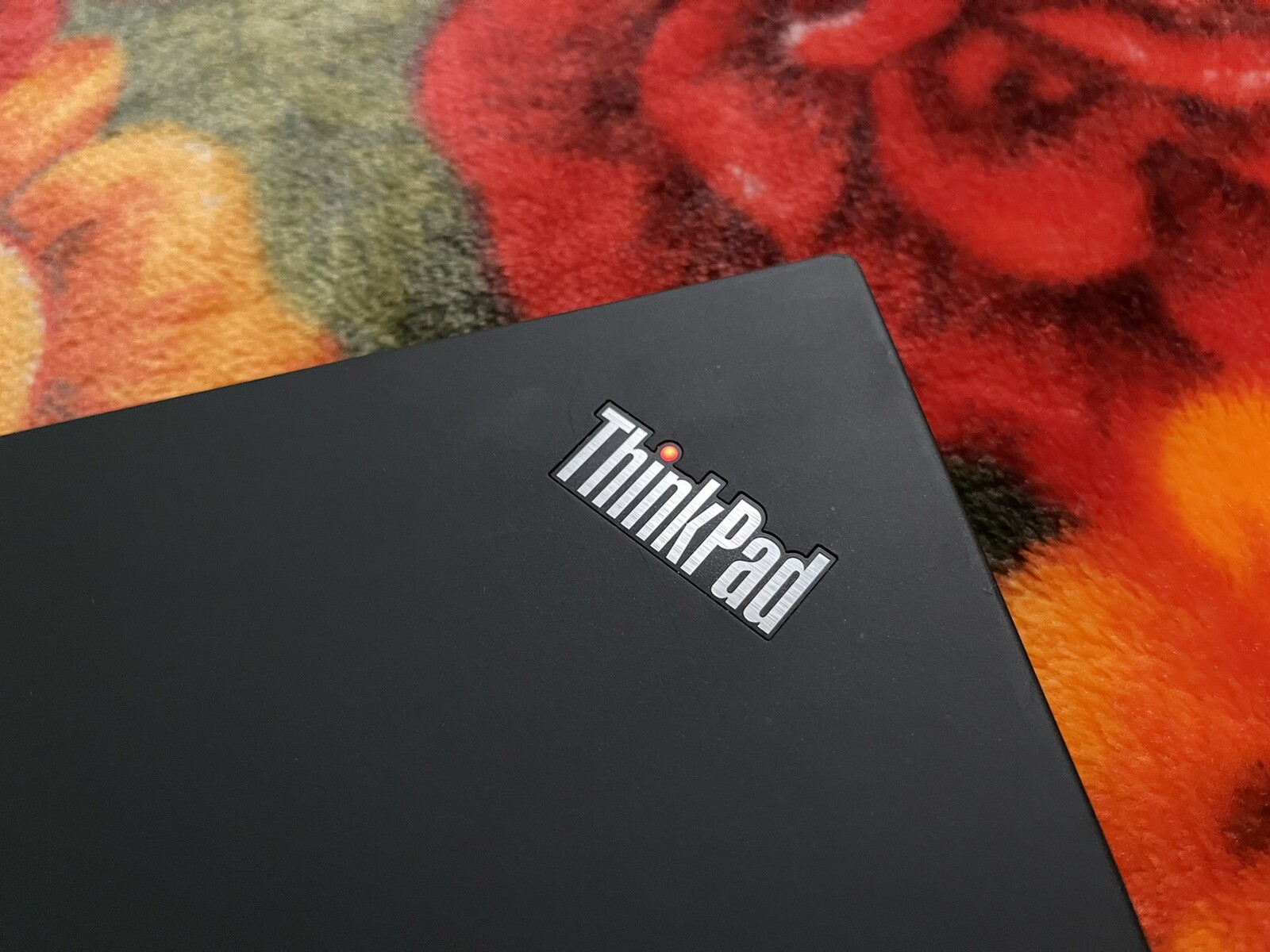 Lenovo ThinkPad P52s (Intel 8th Gen i7-8550U 4-core, 32GB RAM, 1TB SSD)