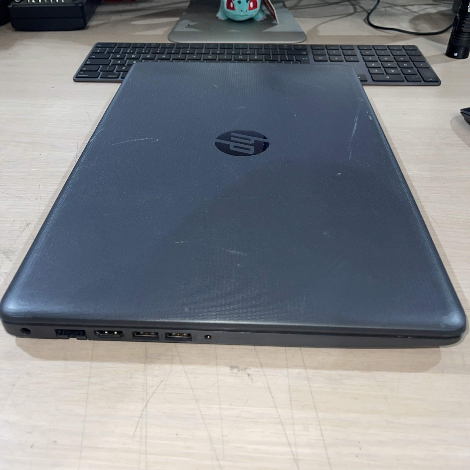 Hp 255 G7 Notebook AMD A4-9125 Radeon 4GB RAM NO HD ^