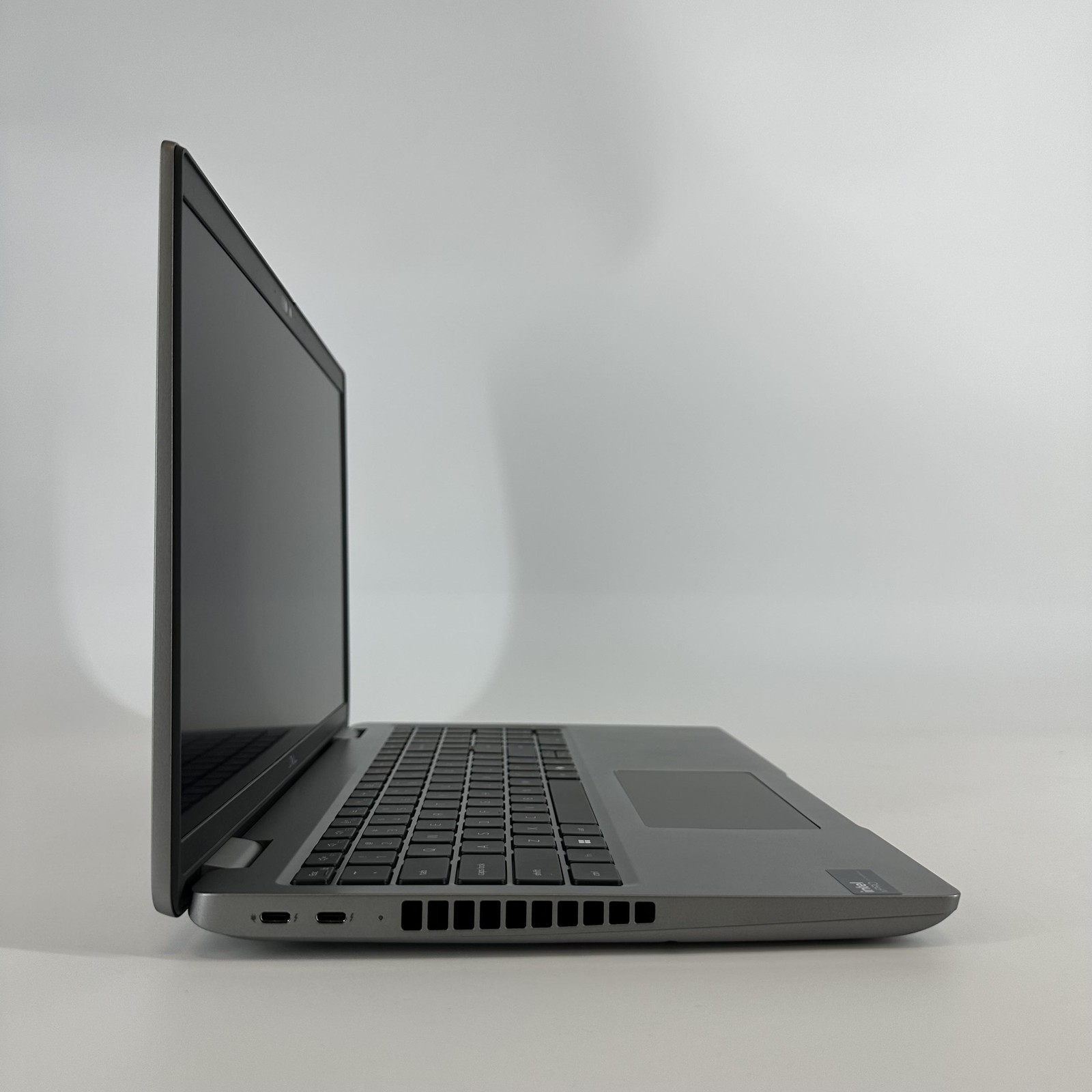 Dell Precision 3591 15 FHD TOUCH 1.4 GHz Ultra 7 165H 32GB 512GB SSD RTX 500 Ada