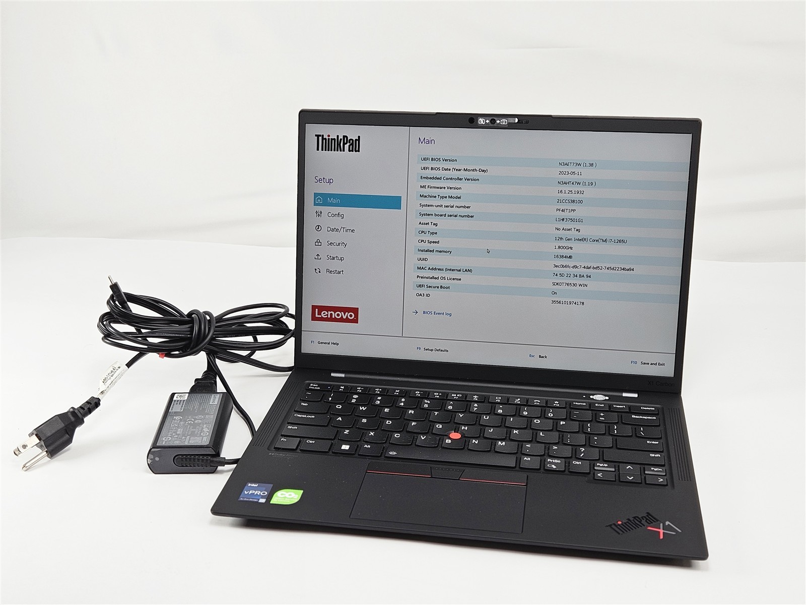 Lenovo 14″ ThinkPad X1 Carbon Gen 10 i7-1265U 16GB RAM 512GB SSD Black No OS