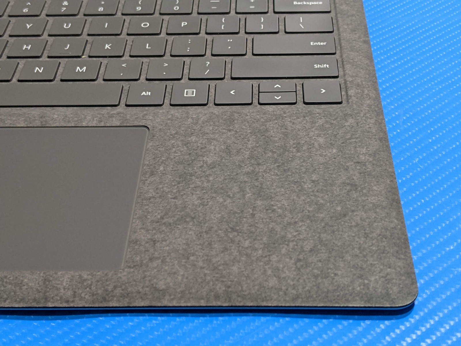 MS Surface Laptop 4 1950:1951 13.5″ 2256×1504 TOUCH i5-11th 2.6GHz 8GB 256GB +PA